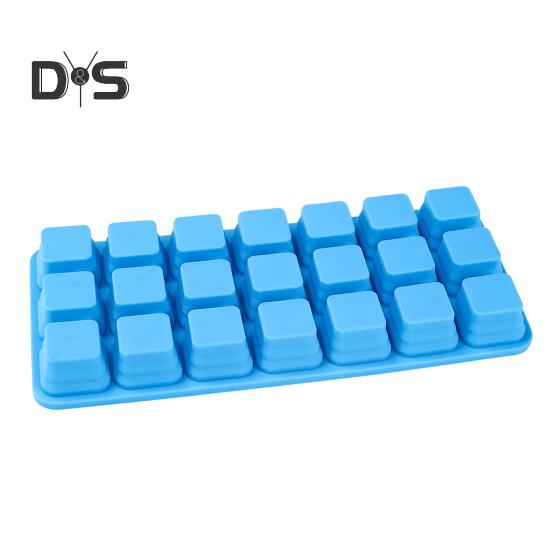 Silikonový tác na kostky ledu s víkem 21 velkých kostek Snadno vyjímatelná skládací forma na led Flexibilní forma na led pro stohování