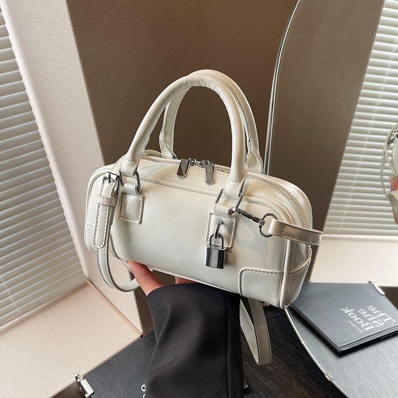 Popular Bag Women's New Niche Design Versatile Messenger Bag Portable Pillow Bag