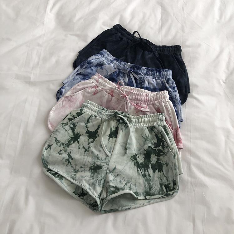 Summer 2026 Women's Plus Size Tie-Dye Wide-Leg Shorts: Casual and Sporty