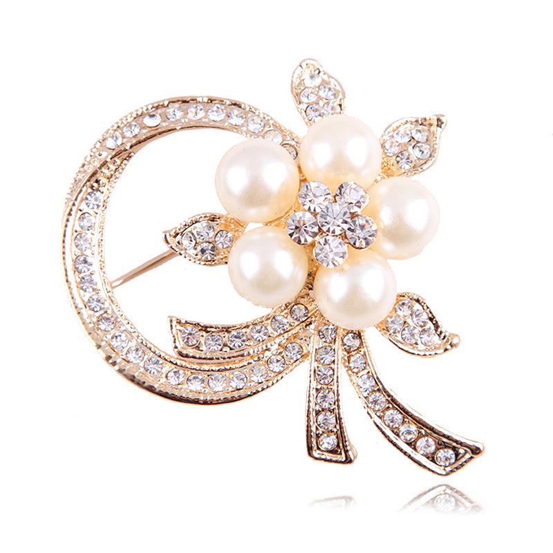 Lanhao Pearl Rhinestone Wreath Brooch - Korean Fashion Accessory