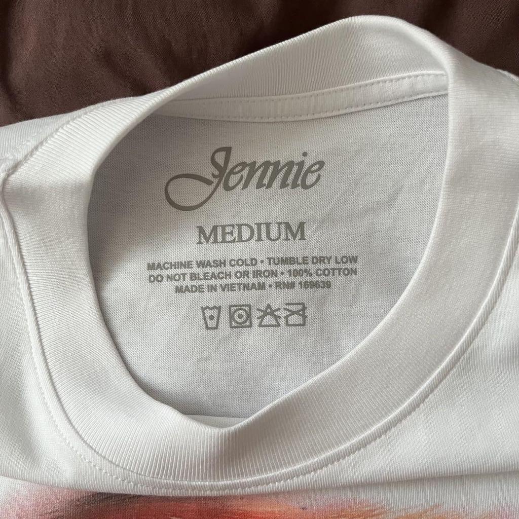 [USED] Jennie Ruby photo tee T-shirt, size M, Jennie