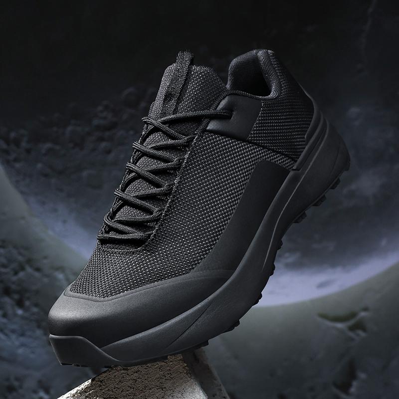 

Lightweight Men Golf Shoes Professional Golfers Non Slip Sneaker Walking Golfing Shoes Cushioning 39