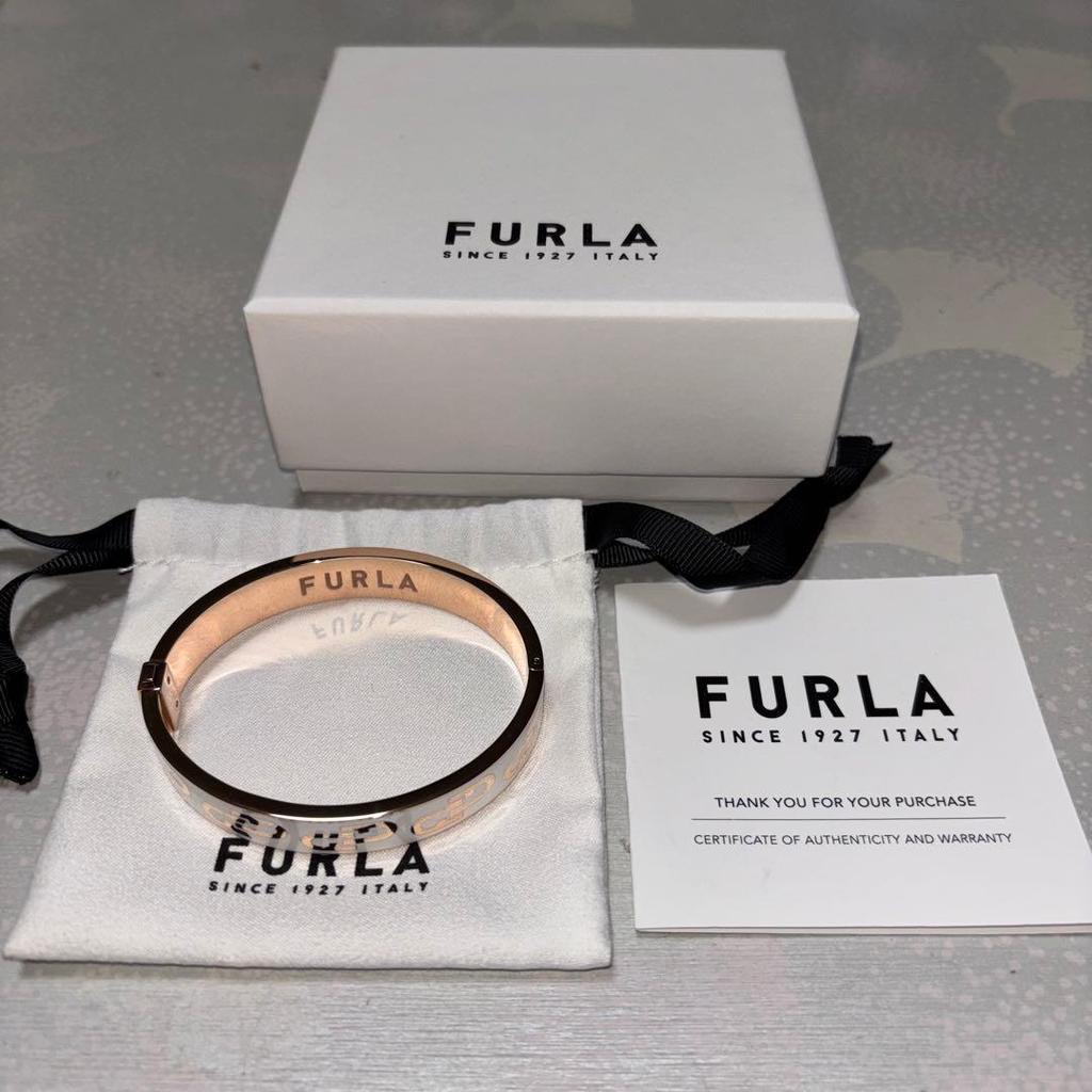 Used FURLA arch bangle