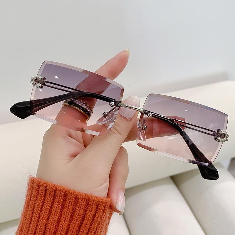 2PCS Small Square Cut Edge Sunglasses for Women Fashion Frameless Gradient Sunglasses for Sunshade for Men