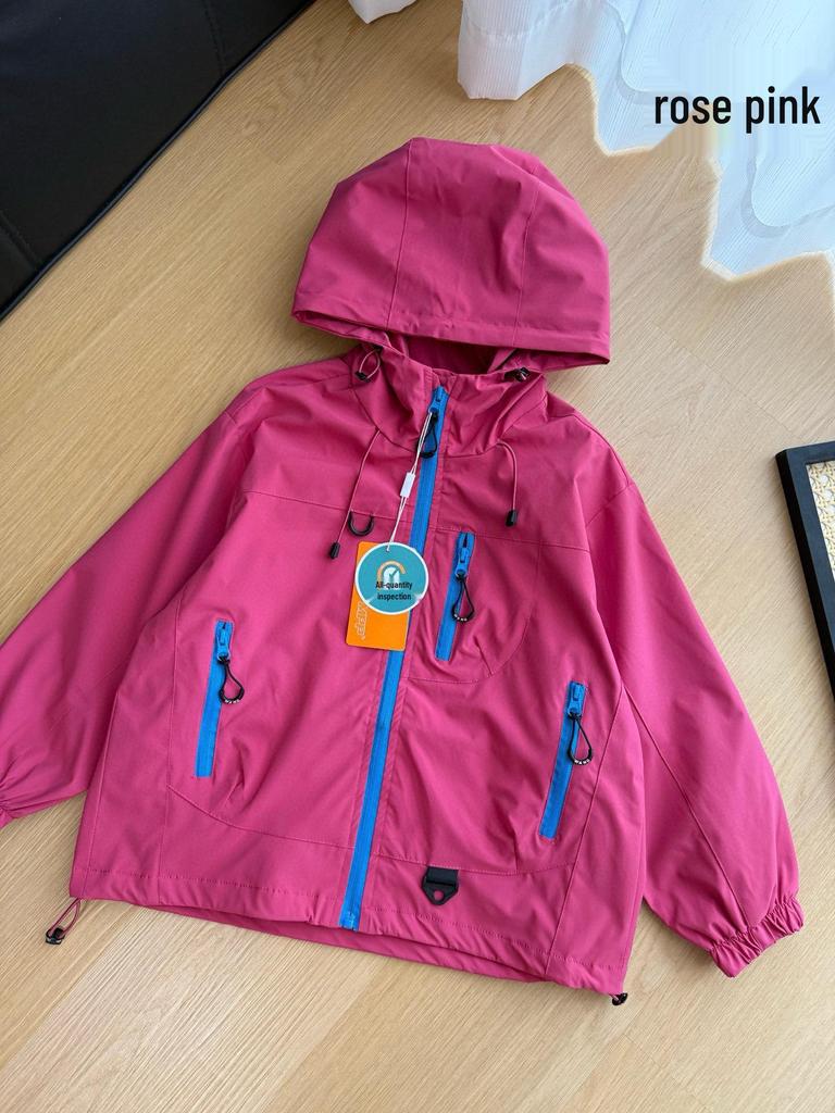 Dziecięca kurtka jesienna wiatrówka - Trzyodporna, Lekka, Casualowo-sportowa, z długim rękawem dla chłopców i dziewcząt