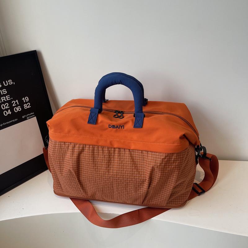 Large Capacity Gym & Travel Bag with Wet/Dry Separation - Expandable for Short Trips, Swimming, Yoga, and Outdoor Sports