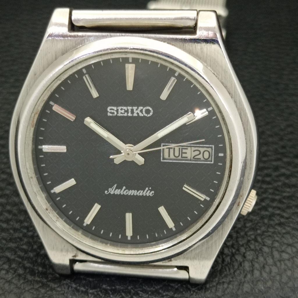 AUTOMATIC 7009A VINTAGE SEIKO JAPAN MENS BLACK COLOR DIAL WATCH A701660-5 R206c-a701660