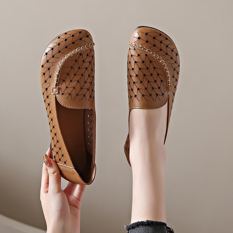 Fashion Women Flats Summer New Loafers Fashion Round Toe Shoes Women Soft Sole Non-slip Sandals Flat Breathable Casual Sneakers Women