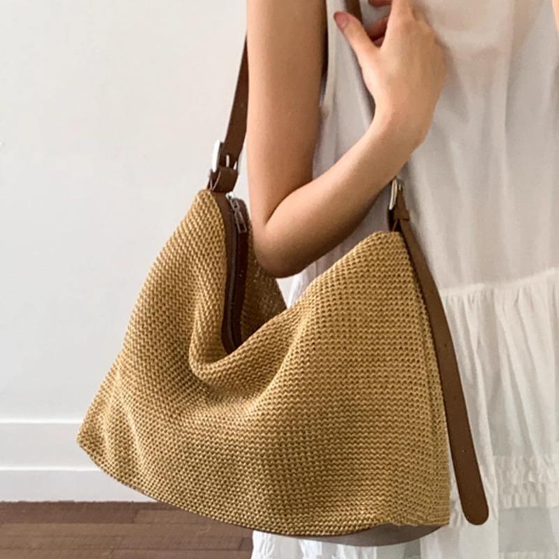 Crossbody Seaside Vacation, Large-capacity Commuter, Fashionable and Versatile Tote Bag