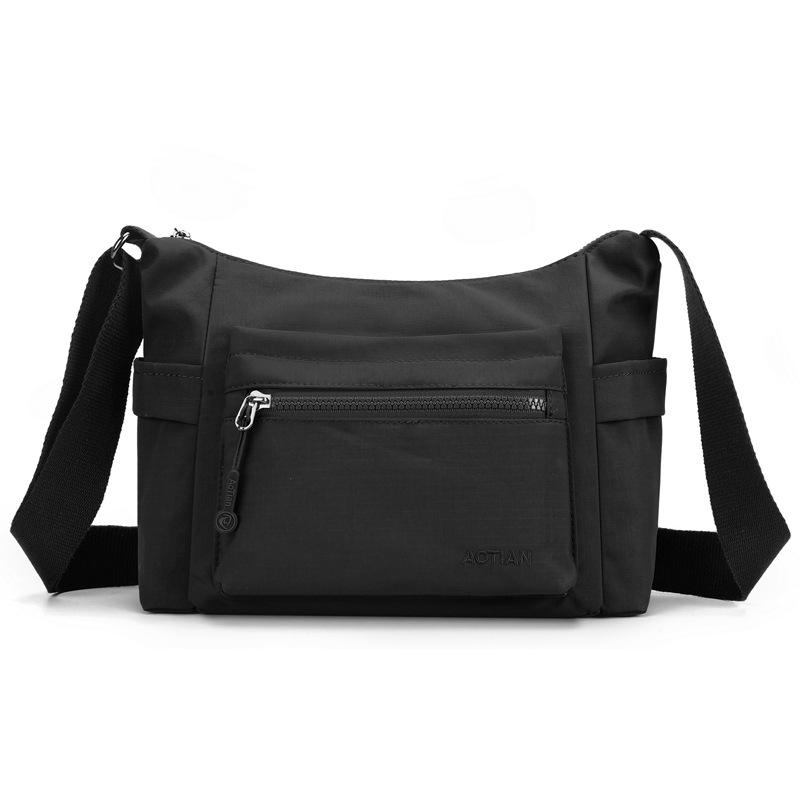 Dámská vícekomorová taška přes rameno Outdoorová crossbody taška
