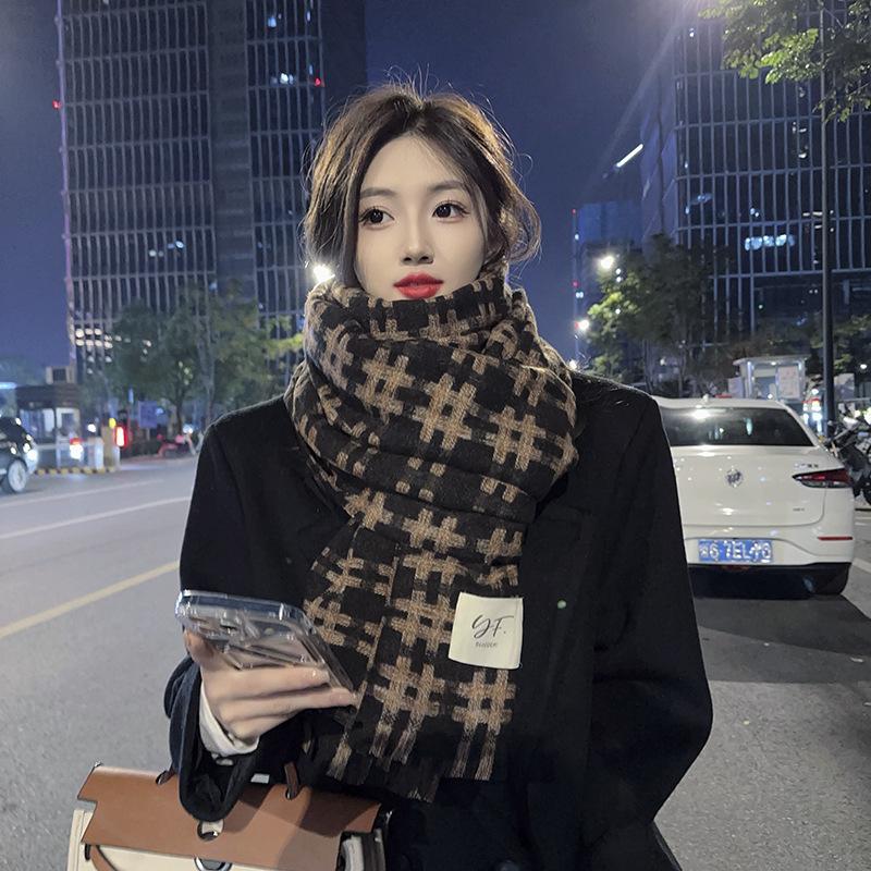 Simple and versatile tic-tac-toe grid to keep warm, thickened imitation cashmere scarf, scarf neck, male and female student tide