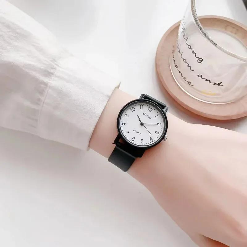 Simple Black White Quartz Watches for Woman Minimalist Design Silicone Strap Wristwatches Ladies Fashion Woman Watch Reloj Mujer