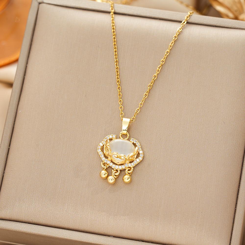 Japan and South Korea Simple Popular Wind Titanium Steel Necklace Female Niche Exquisite Internet Celebrity Zircon Clavicle Chain High-end Jewelry