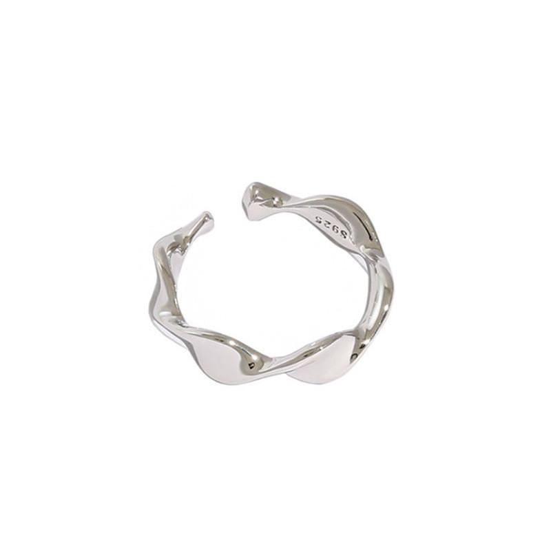 Elegant Korean Inspired 925 Silver Moebius Twisted Abstract Ring For Gift Giving