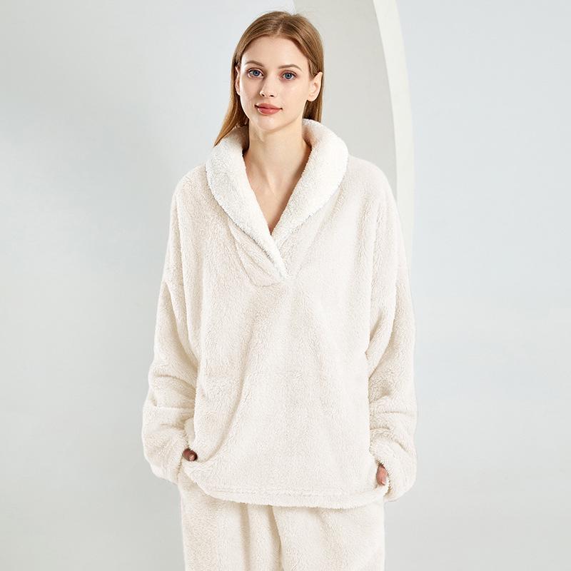 Pijamale de iarnă lungi din pluș pentru femei 2025, Set de homewear de Crăciun european și american, Mărimi mari