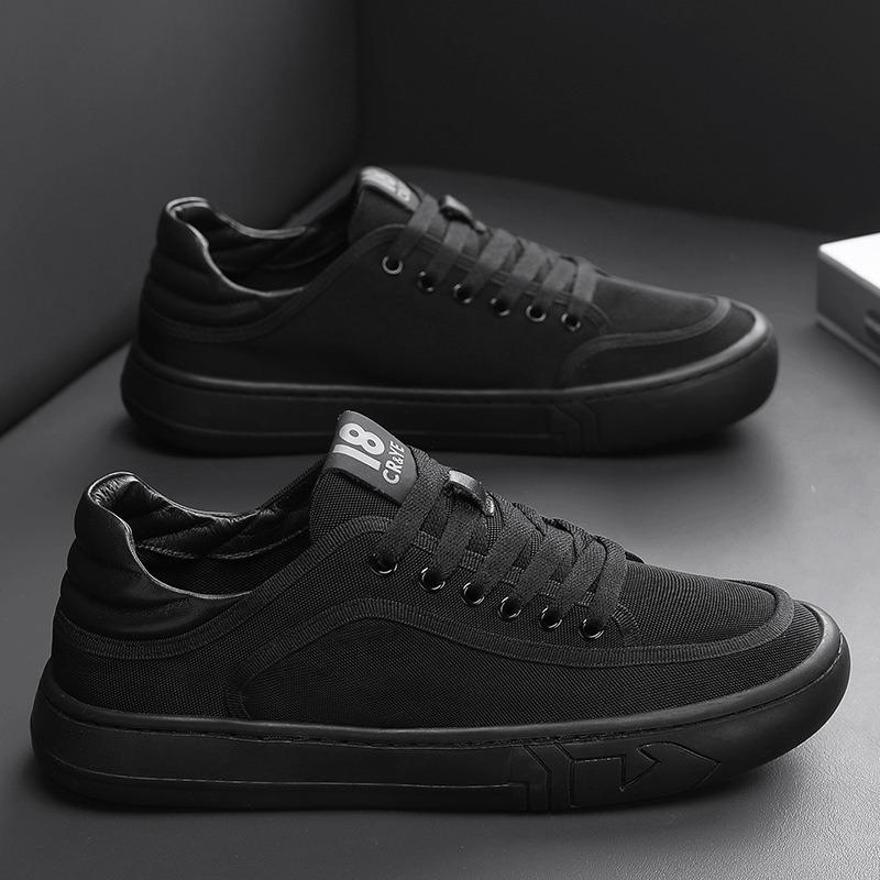 New casual sports board shoes men's round head ultra-light thick-soled breathable mesh shoes men's shoes casual breathable versatile