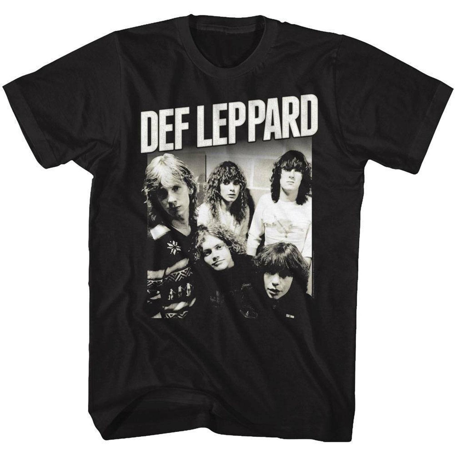 Def Leppard Logo Photo Black Adult T-Shirt L