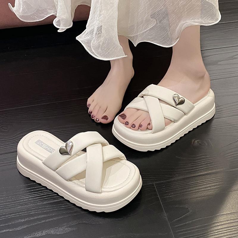 Summer New Platform Slippers Women Wear Cross Comfortable Beach Shoes Women Casual Cool Slippers Women