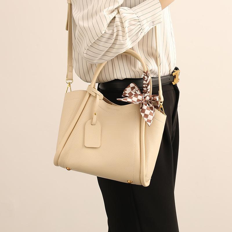 2025 New Bucket Autumn and Winter Versatile Fashion Shoulder Bag Foreign Women's Large-capacity Silk Scarf Handbag Crossbody Bag