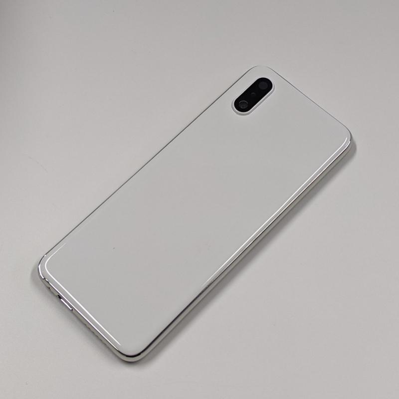 Neues i8 Kartenhandy GSM 2G Tasten-Funktions-Handy 2,0 Zoll MTK GSM 2G Dual-SIM Dual-Standby Single-Core Bluetooth Cartoon Studentenhandy