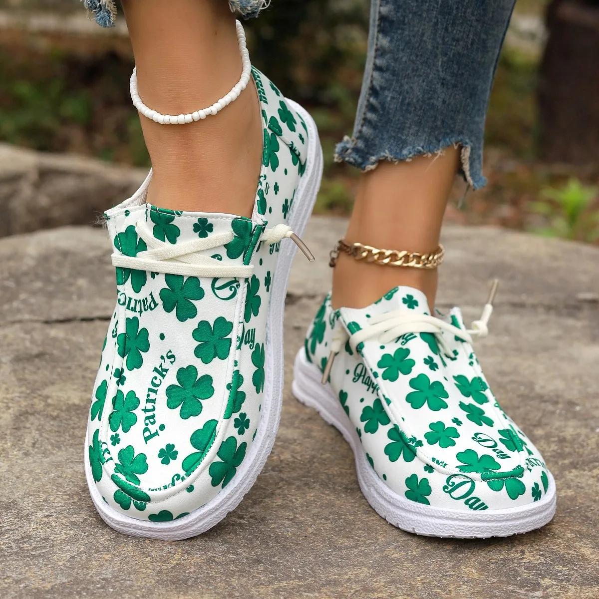 Модные женские туфли на плоской подошве 2024 года — фото 10