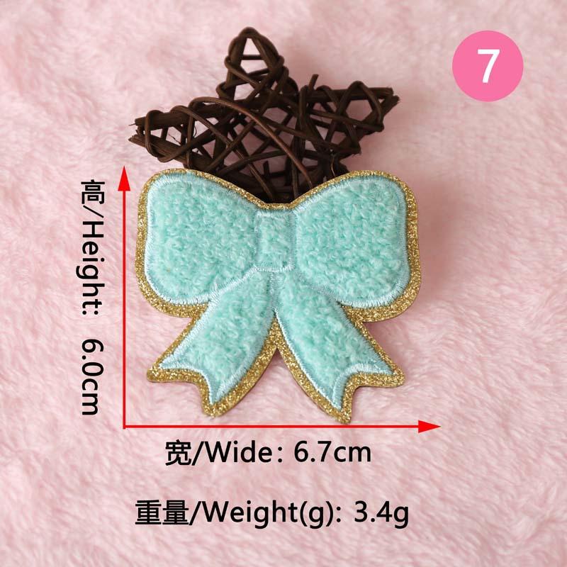 Podle výšivky, Nálepka na látku s výšivkou, Razítko s počítačovou výšivkou, Barevná všestranná mašle, Samolepicí, Oblečení bez žehlení