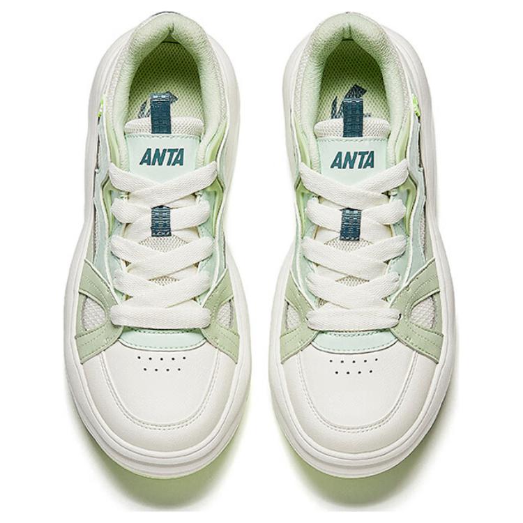 Anta Fashion Trend Shock Absorbing Lightweight Increased Height Low Top Sneakers Women Sneakers White Green 122528035-2