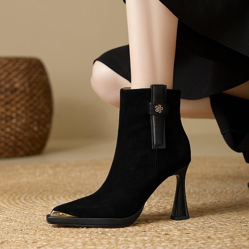 Fashion Women's Metal Pointed Toe Autumn and Winter Platform Soft Leather BootsFrench Retro Style High Heel Temperament Fashion Boots