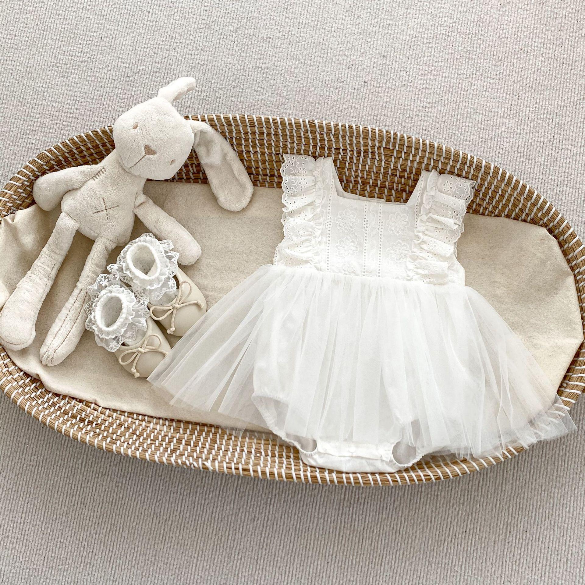 Baby Girl Sleeveless Mesh Romper for Summer Photoshoot Lightweight Bodysuit 66 белый