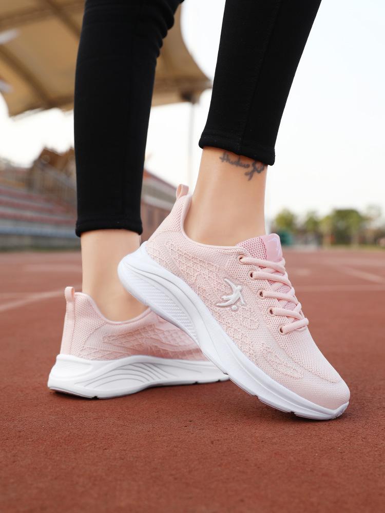 New Versatile Breathable Mesh Running Shoes Women's Shoes 2025 Spring and Summer Sports Shoes Lightweight Soft Sole Casual Travel Shoes