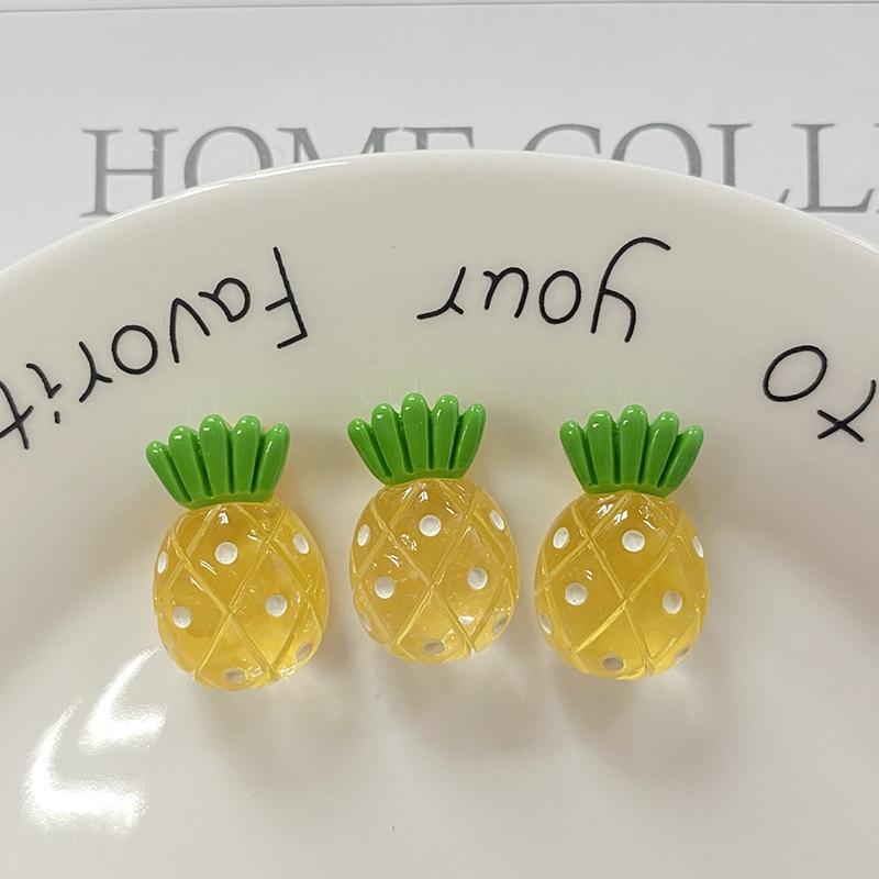 Colorful Strawberry Diy Accessories For Water Bottles And Phone Cases Wholesale Resin Embellishments
