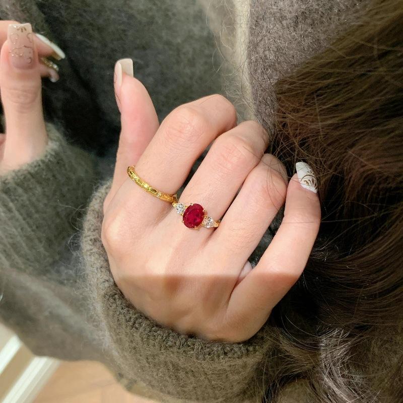Light Luxury French Retro Ruby Oval Pigeon Egg Ring, High-End Sense Diamond-Set Temperament Versatile, Niche Index Finger Ring