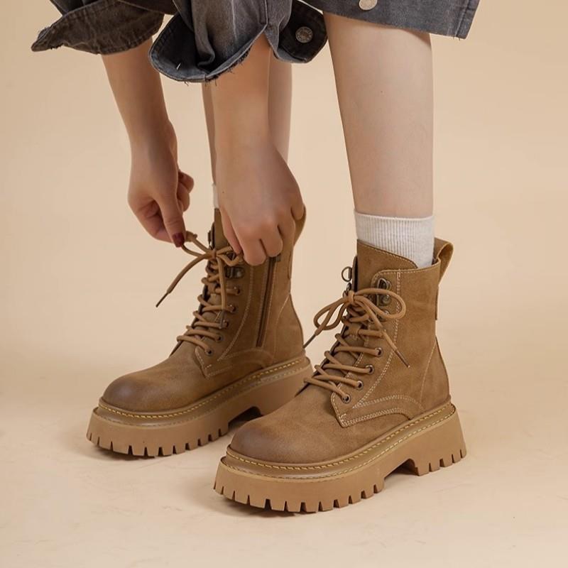 Boots British style retro locomotive Martin boots women's thick-soled feet show new spring and autumn rhubarb small red blue fly fashion and leisure