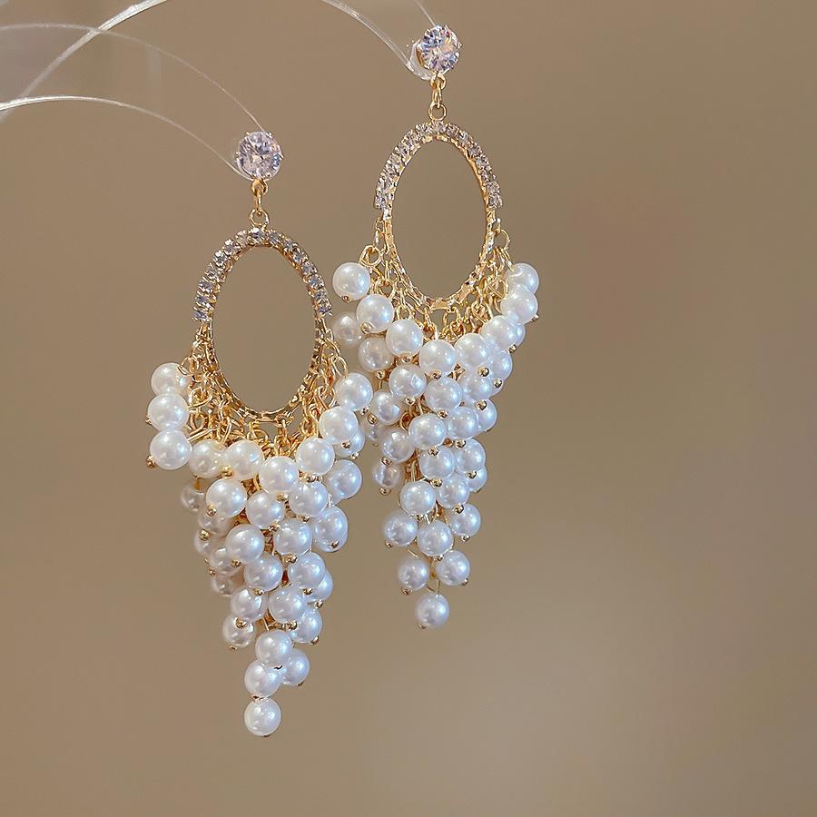 Elegant Pearl Petal Tassel Earrings - High-End, Versatile Design with a Touch of Luxury