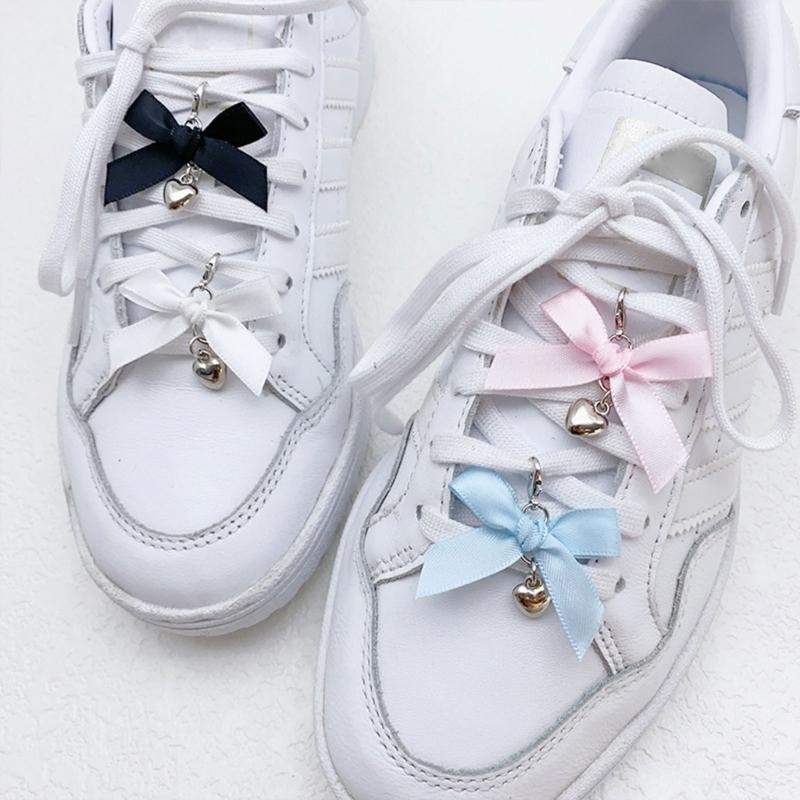 Pack of 4 Stylish Shoe Buckles Colorful Shoe Decorations Ribbon Shoes Pendant Footwear Pendant Heart Pendant for Shoe