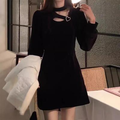 Vestido negro para mujer en otoño e invierno, estilo de alta gama, abrigo, falda interior, nueva ropa de otoño para personas pequeñas