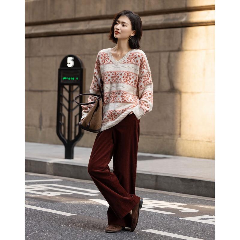 Demana Women's V-Neck Snowflake Jacquard Knit Sweater