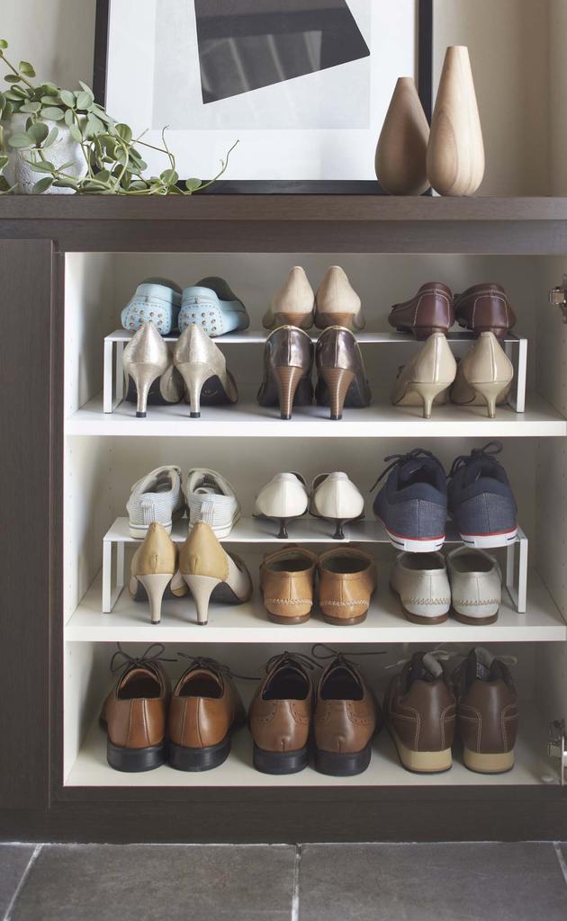 Yamazaki Industries Extendable Shoe Rack with Frame, White, 2572