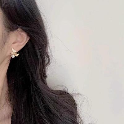 Korean Style Butterfly Pearl Stud Earrings - Spring/Summer Trend, Simple & Luxurious Design