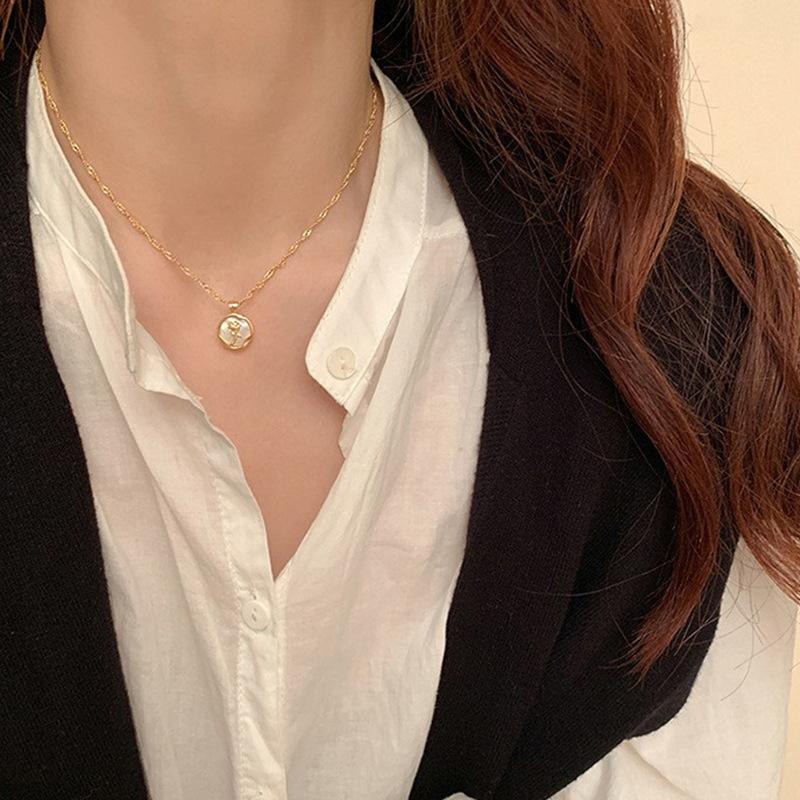 High Sense Korean Style Rose Flower Pendant Necklace Light Luxury Clavicle Chain For Women Jewelry Wedding Banquet Party Gift