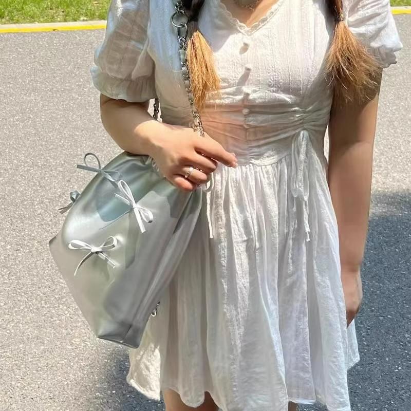 Silberne Schmetterling Umhängetasche Damen Sommer Neue Mode Studentenrucksack Vielseitige Handheld Reisetasche
