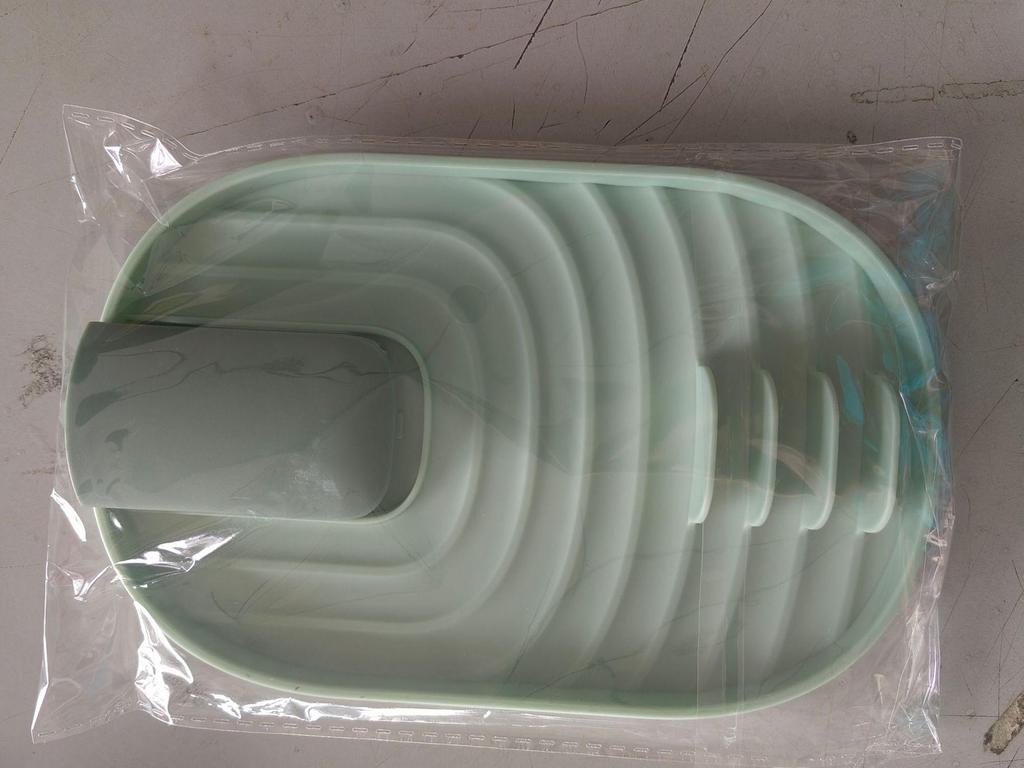 Składany stojak kuchenny: Pokrywka do garnka, szpatułka, sztućce i uchwyt na pałeczki ze zintegrowanym odpływem