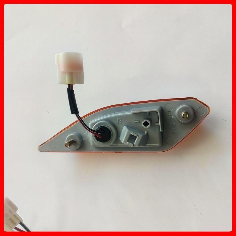 Howo MAX Driver Door Turn Signal Fender Side Light