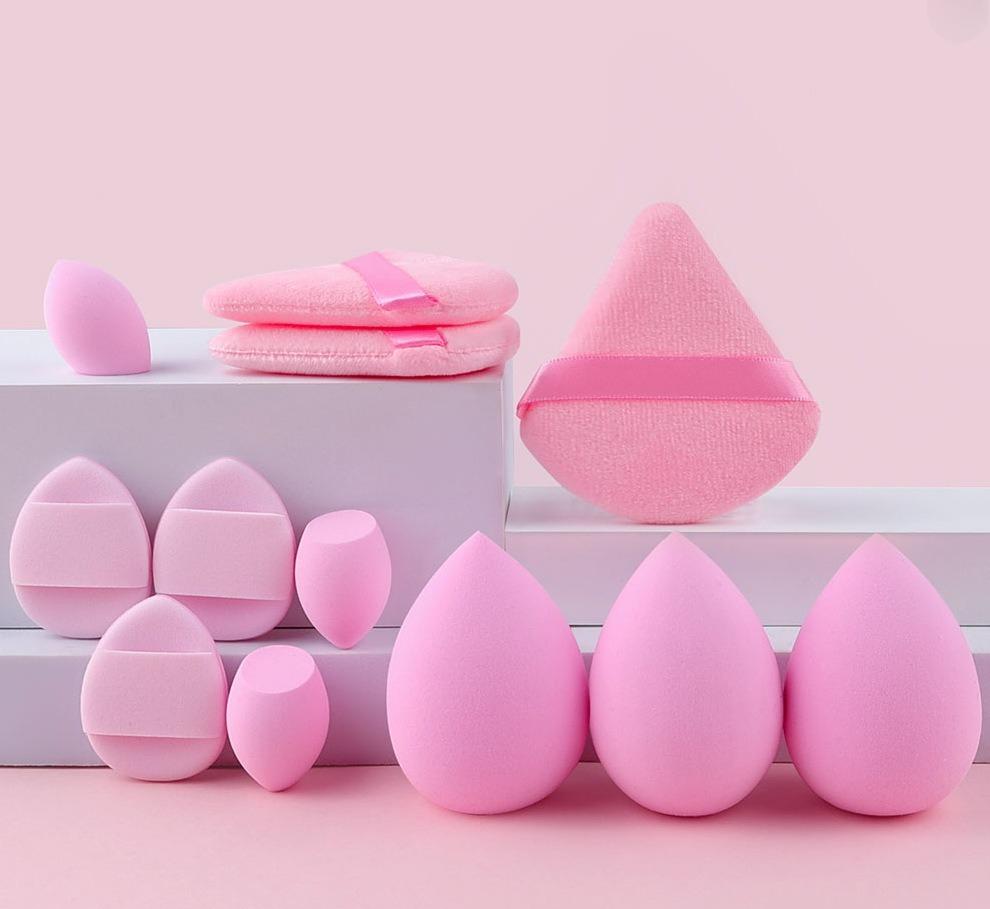 Set de 12 Esponjas de Maquillaje Multiusos, Hecho de 3 Borlas para Polvo Suelto, 3 Mini Borlas para Cojín de Aire, 3 Huevos de Belleza y 3 Mini Belleza
