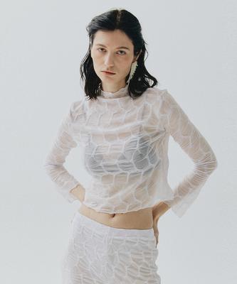 VEDERMI Textured Sheer Long Top (White)