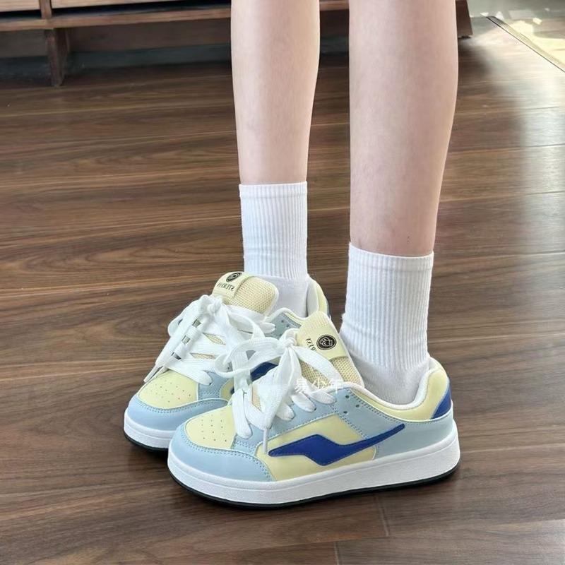Niche blue and yellow lightning color matching platform bread shoes women's dopamine campus style casual alphabet board shoes