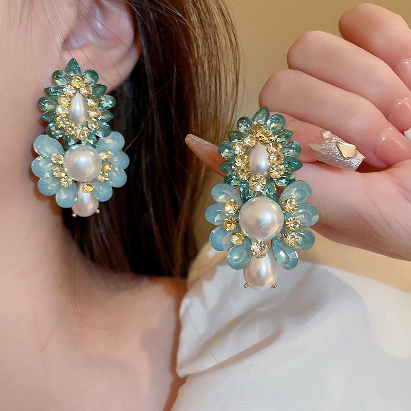 Real Gold-Plated Silver Needle Heart-Shaped Freshwater Pearl Earrings, Vintage Chinese Style