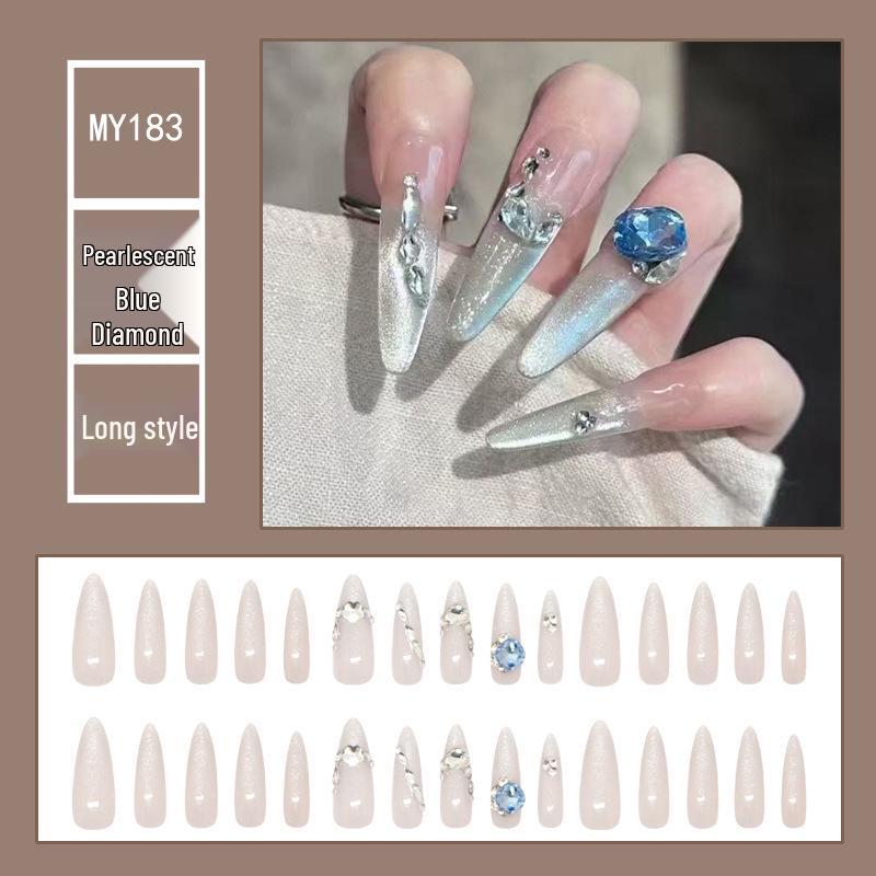 Chasing Light Cat's Eye Crystal Nails: Handmade, Detachable, Flash Diamond Design for Trendy, Stylish Looks.
