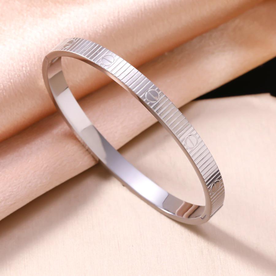 Bracciale a Catena in Acciaio Inossidabile e Oro 18K con Incastonatura di Diamanti - Gioiello alla Moda, Versatile, Inossidabile in Acciaio al Titanio per Donne