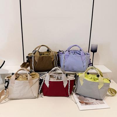 Lehká malá taška pro dojíždějící Jednoramenná taška Ruční Crossbody Tote taška